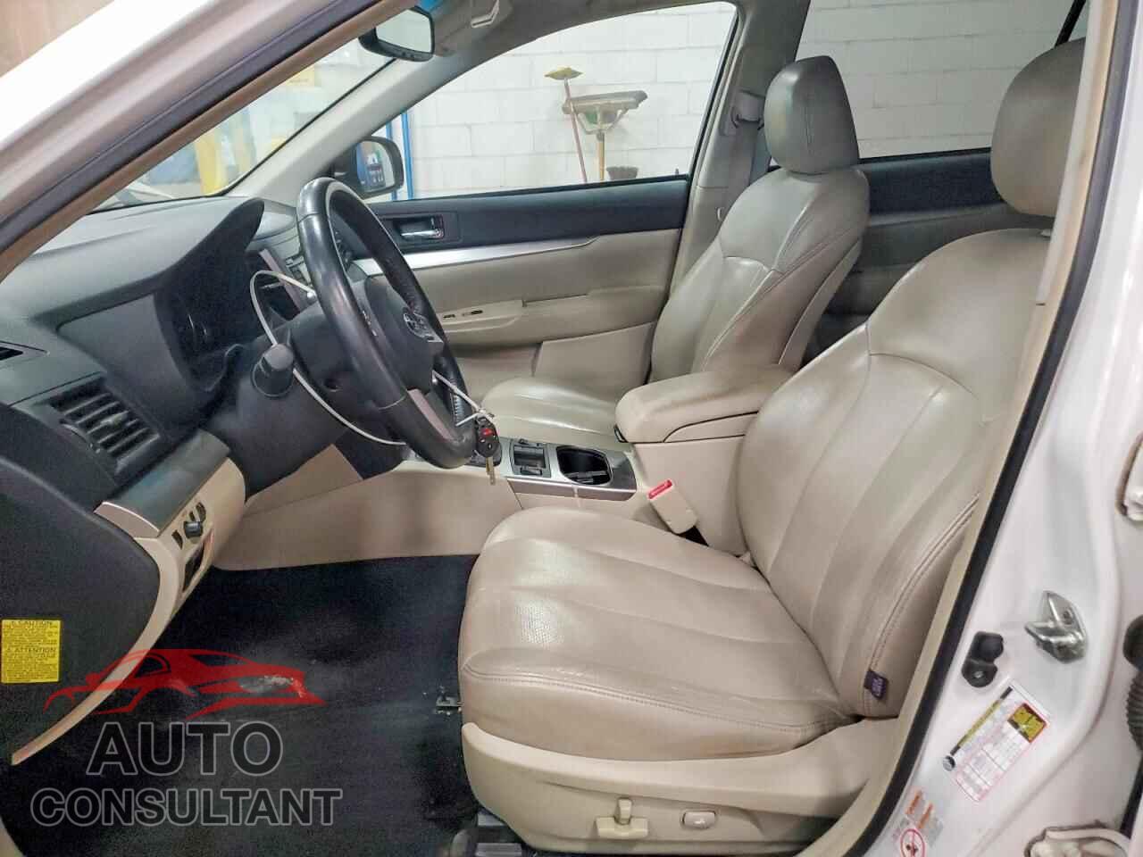 SUBARU OUTBACK 2011 - 4S4BRBGC6B1311516
