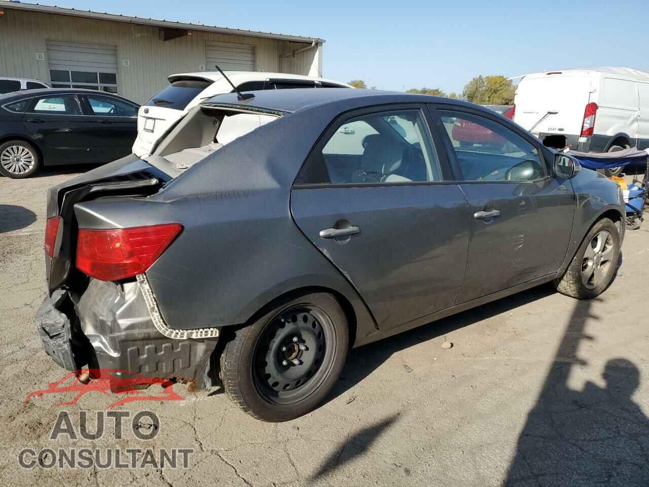 KIA FORTE 2010 - KNAFU4A26A5310922