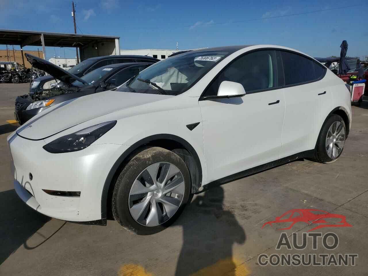 TESLA MODEL Y 2023 - 7SAYGAEE5PF594317