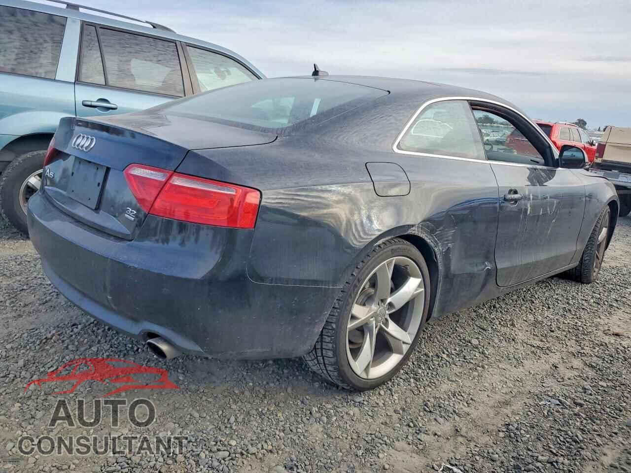 AUDI A5 2009 - WAUDK78T49A002342