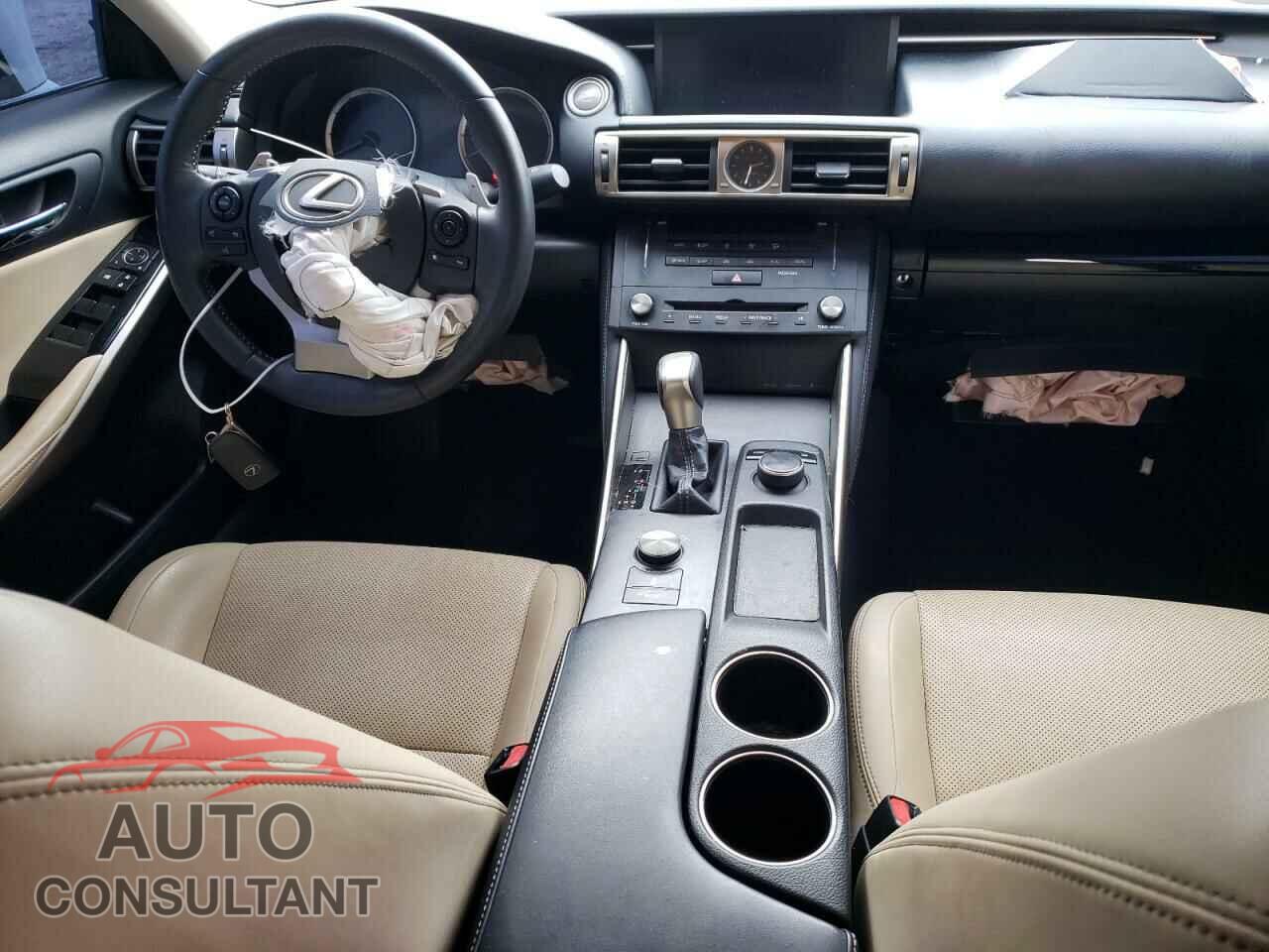 LEXUS IS 2015 - JTHBF1D2XF5051668