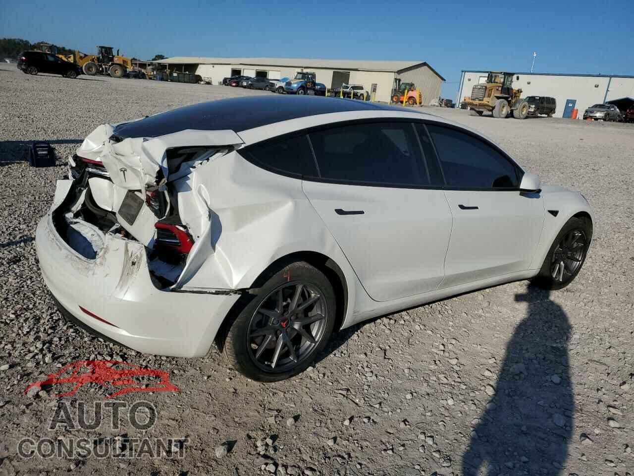 TESLA MODEL 3 2021 - 5YJ3E1EA3MF058679