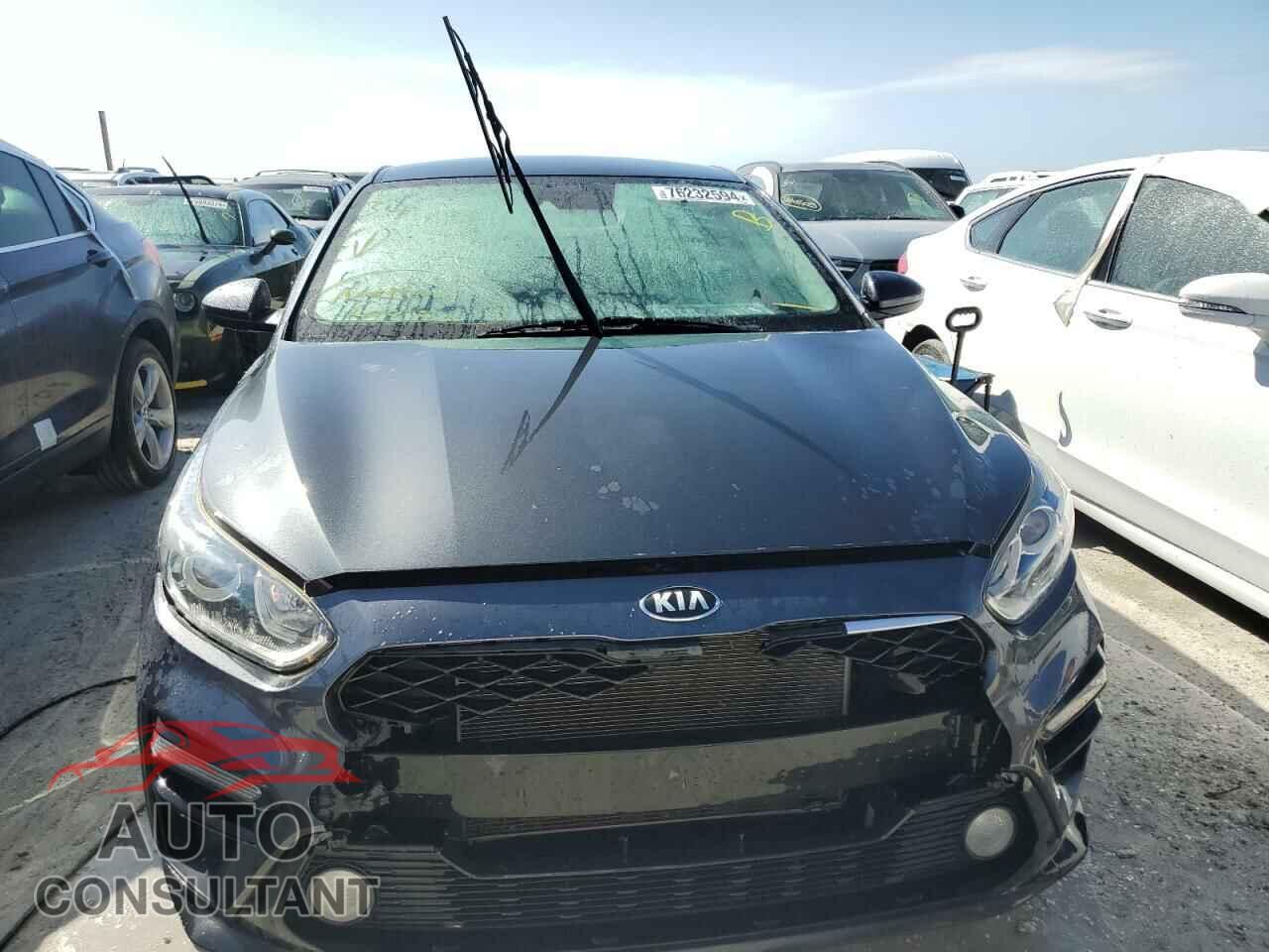 KIA FORTE 2019 - 3KPF24AD5KE045393