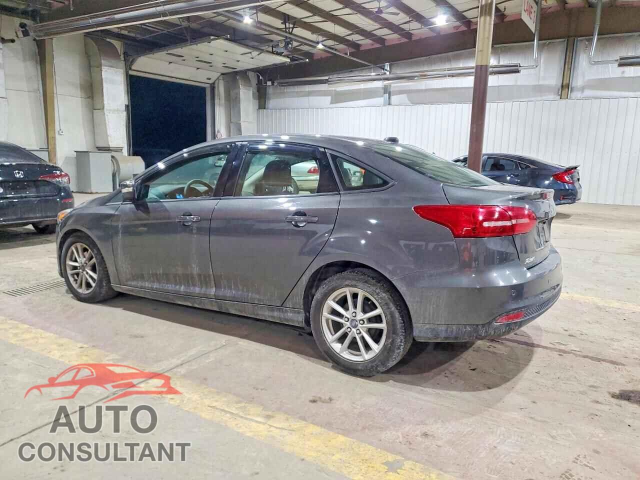 FORD FOCUS 2015 - 1FADP3F26FL279362