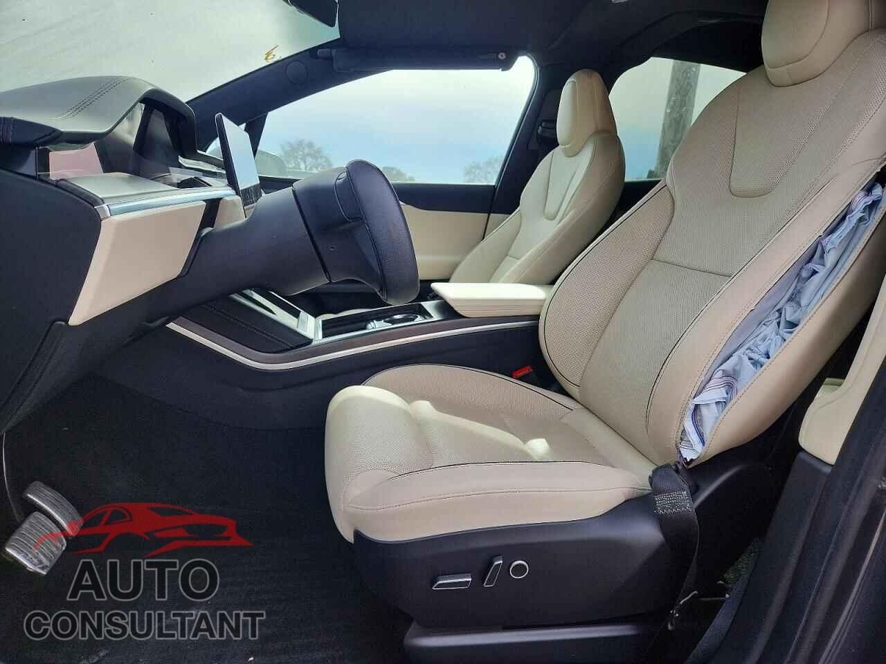 TESLA MODEL X 2022 - 7SAXCBE60NF362243