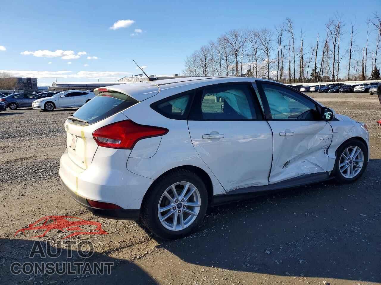 FORD FOCUS 2015 - 1FADP3K28FL315977