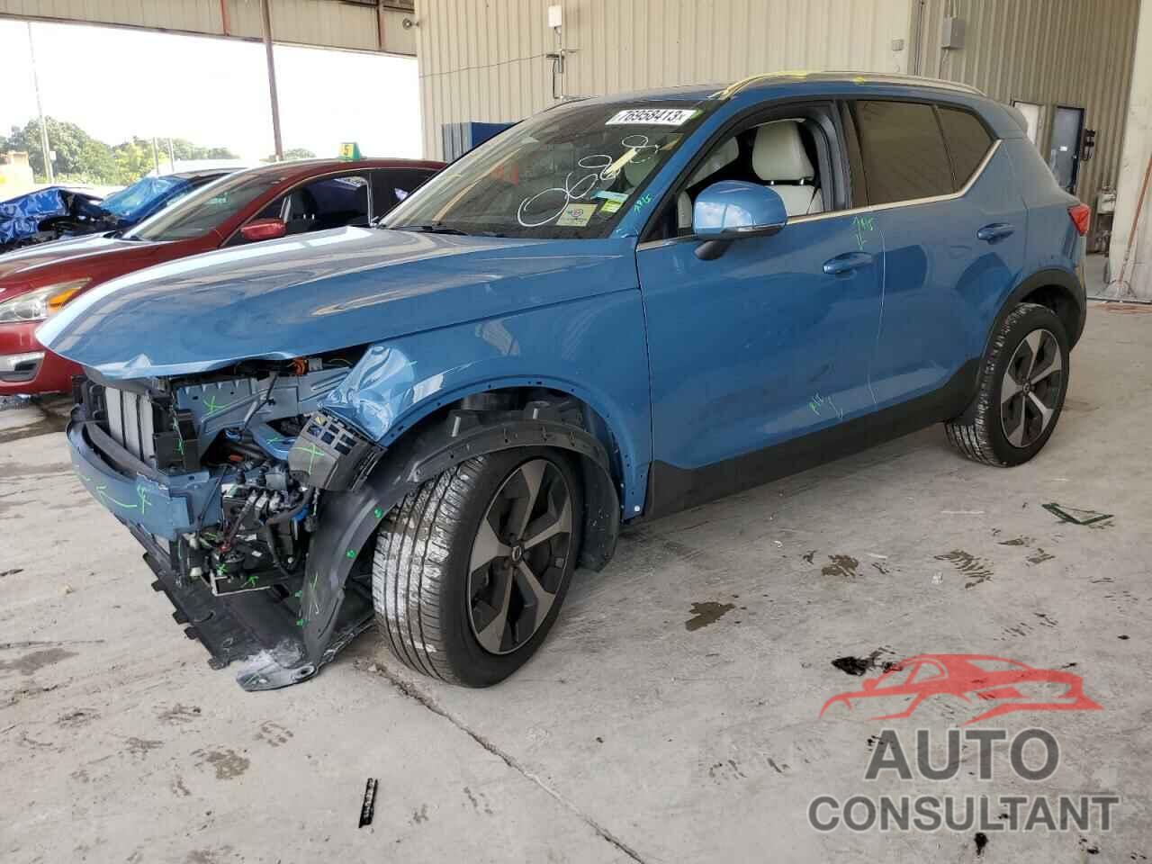 VOLVO XC40 PLUS 2023 - YV4L12UN9P2980688