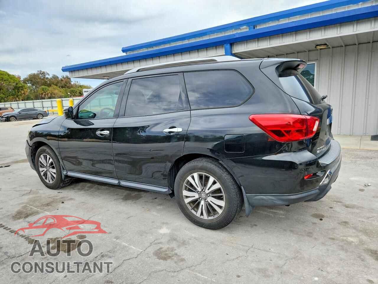 NISSAN PATHFINDER 2017 - 5N1DR2MN8HC679062