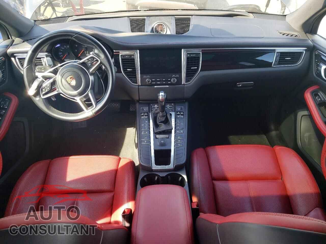 PORSCHE MACAN 2018 - WP1AA2A59JLB06193