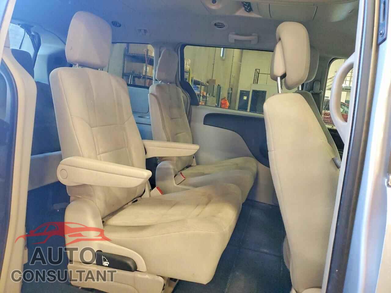 DODGE CARAVAN 2011 - 2D4RN5DG7BR755106