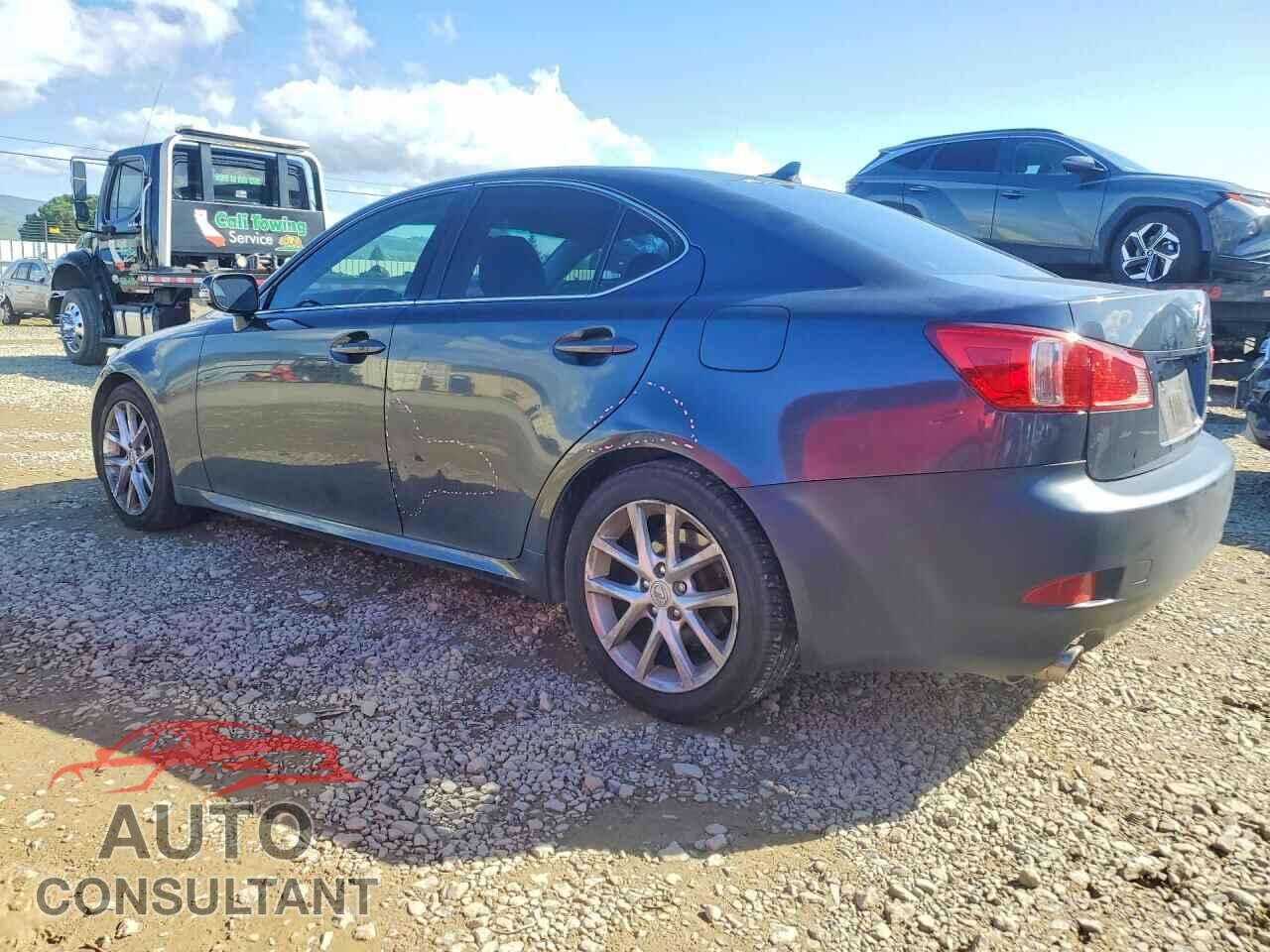 LEXUS IS 2011 - JTHBF5C20B5142564