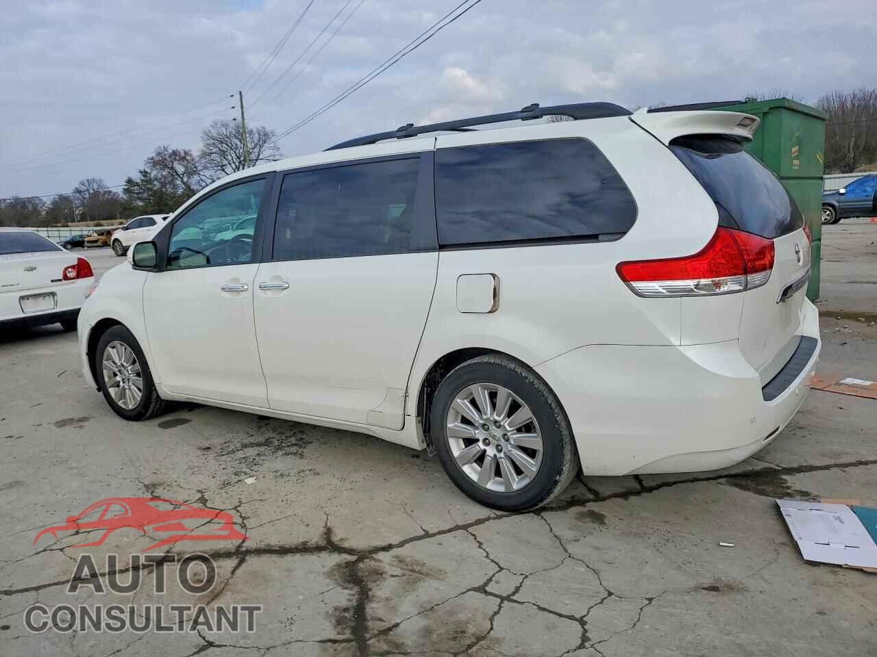 TOYOTA SIENNA 2011 - 5TDYK3DC4BS047874