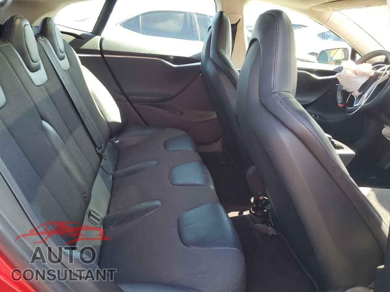 TESLA MODEL S 2013 - 5YJSA1CP6DFP25730