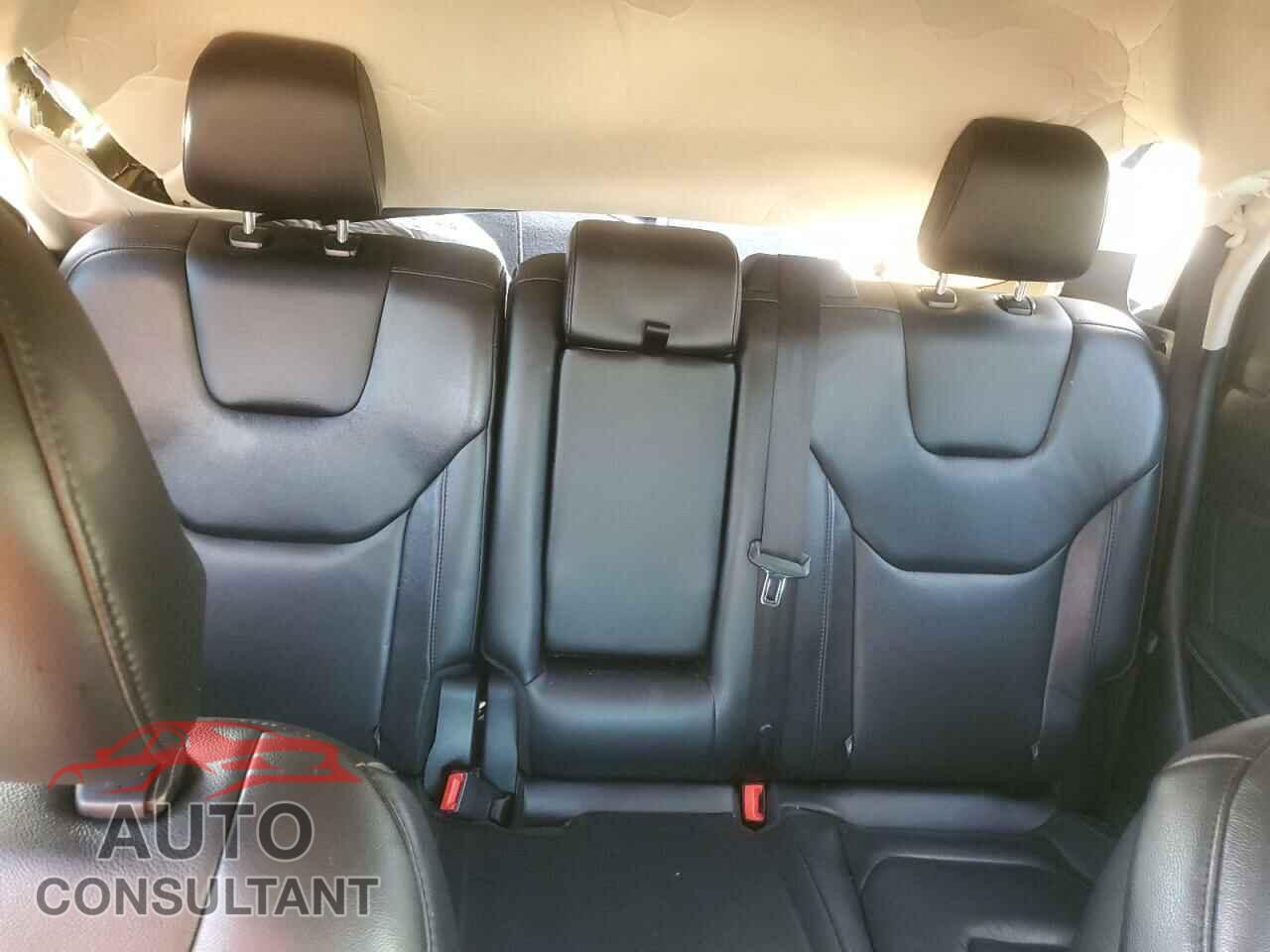 FORD EDGE 2019 - 2FMPK4K94KBC22307