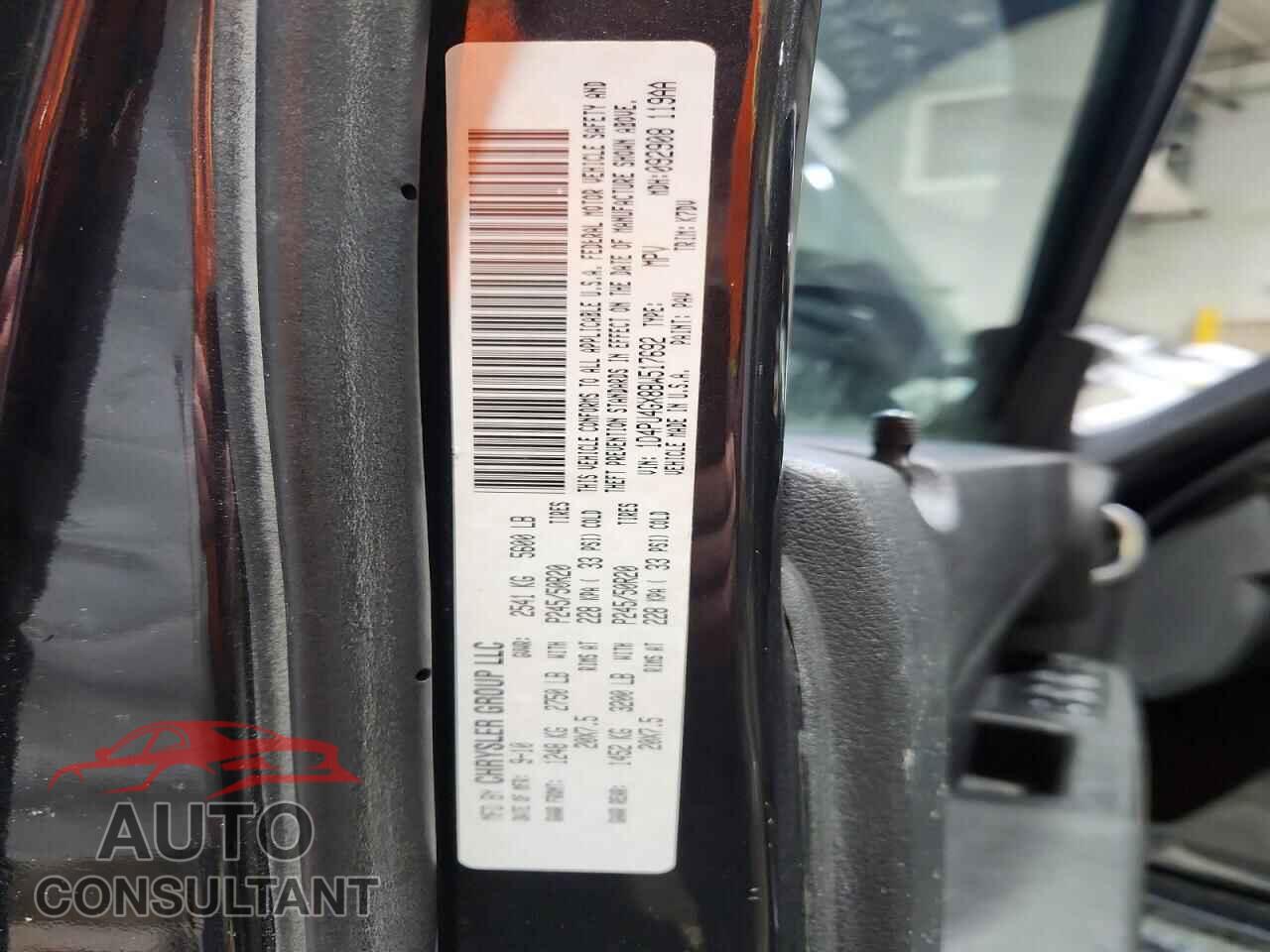 DODGE NITRO 2011 - 1D4PU4GX8BW517692