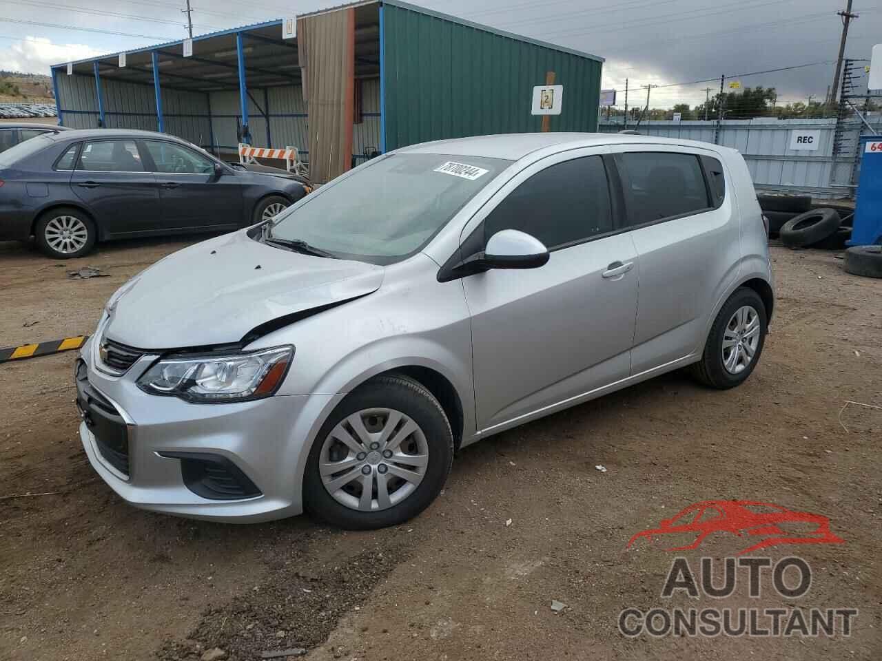 CHEVROLET SONIC 2020 - 1G1JG6SB2L4136976