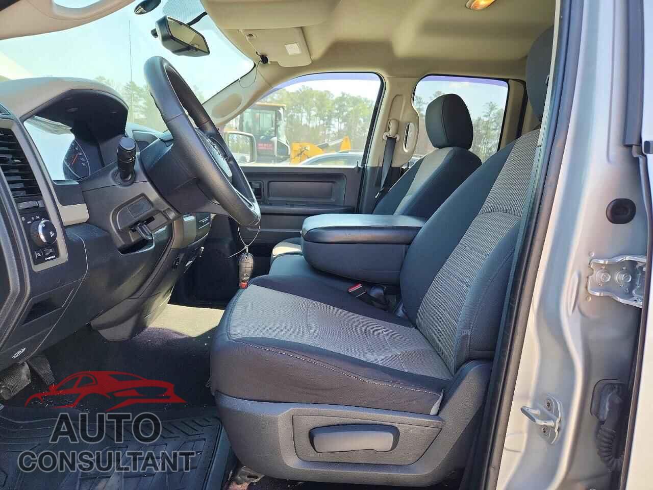 DODGE RAM 1500 2012 - 1C6RD7FT1CS227736
