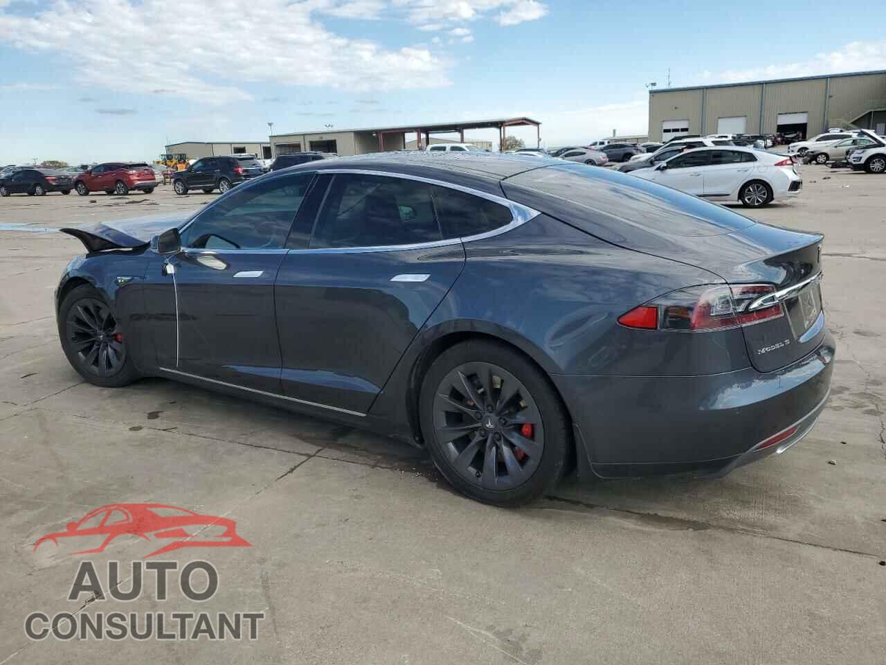TESLA MODEL S 2015 - 5YJSA1E42FF105320