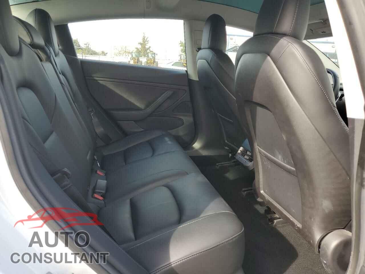 TESLA MODEL 3 2019 - 5YJ3E1EB9KF511807