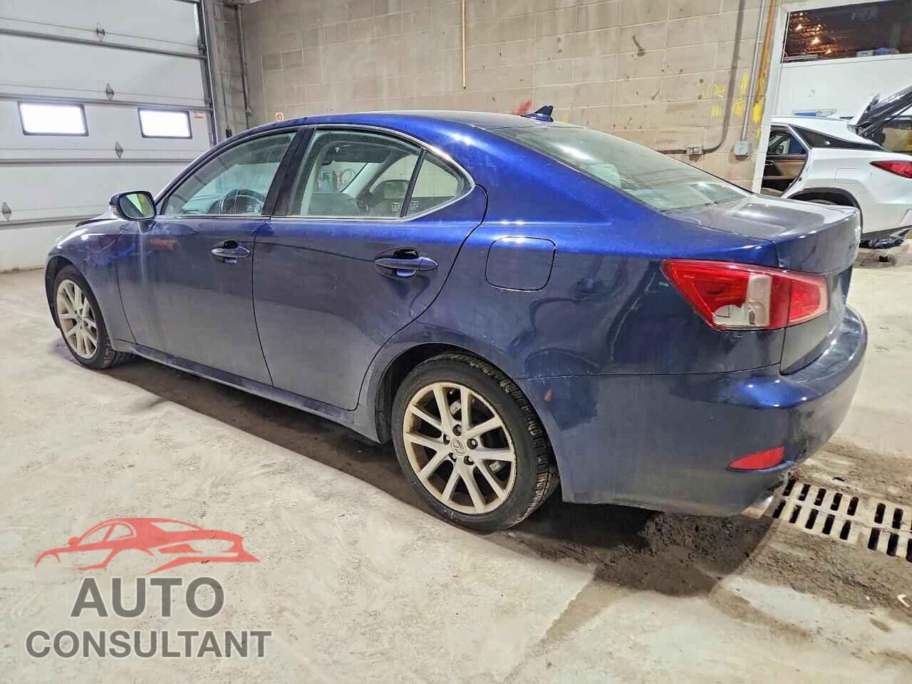 LEXUS IS 250 2011 - JTHCF5C26B5048502
