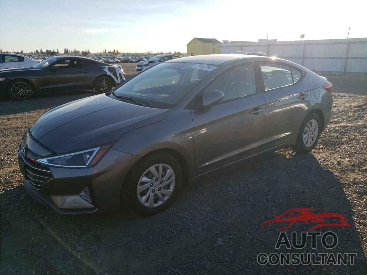 HYUNDAI ELANTRA 2019 - 5NPD74LF5KH432321