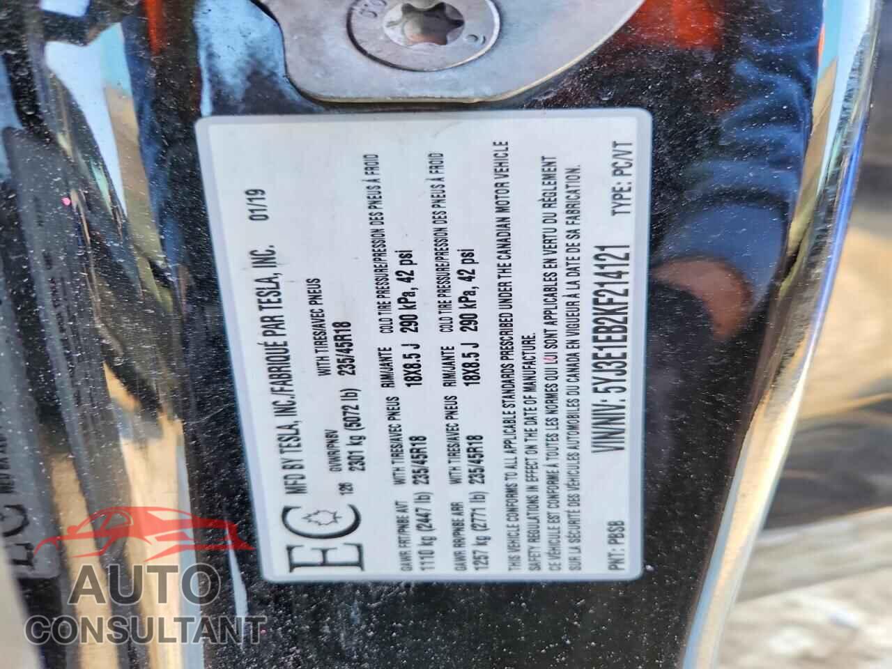 TESLA MODEL 3 2019 - 5YJ3E1EB2KF214121