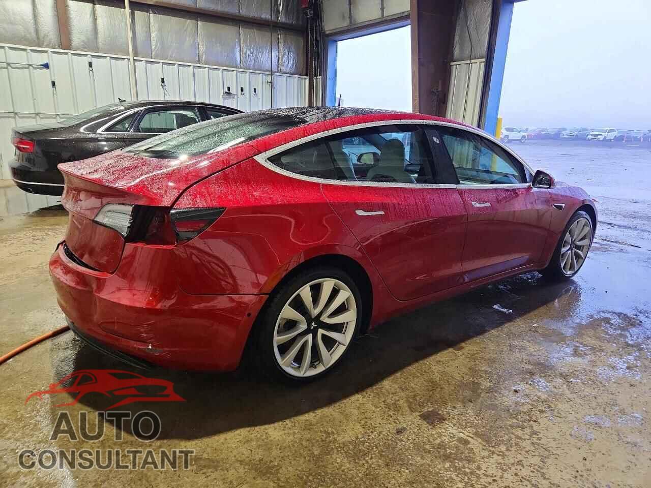 TESLA MODEL 3 2018 - 5YJ3E1EB7JF100744