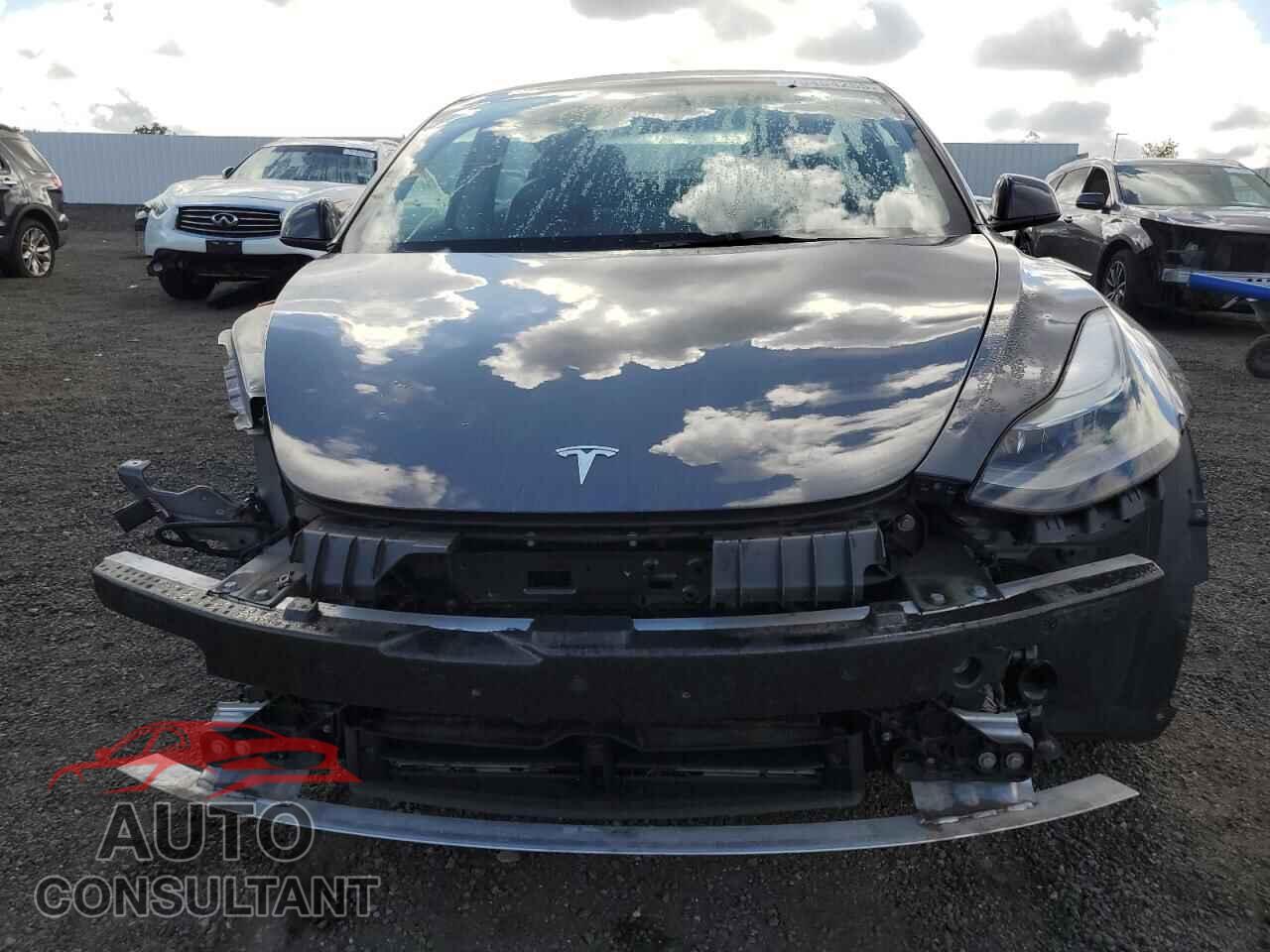 TESLA MODEL 3 2022 - 5YJ3E1EA4NF207909