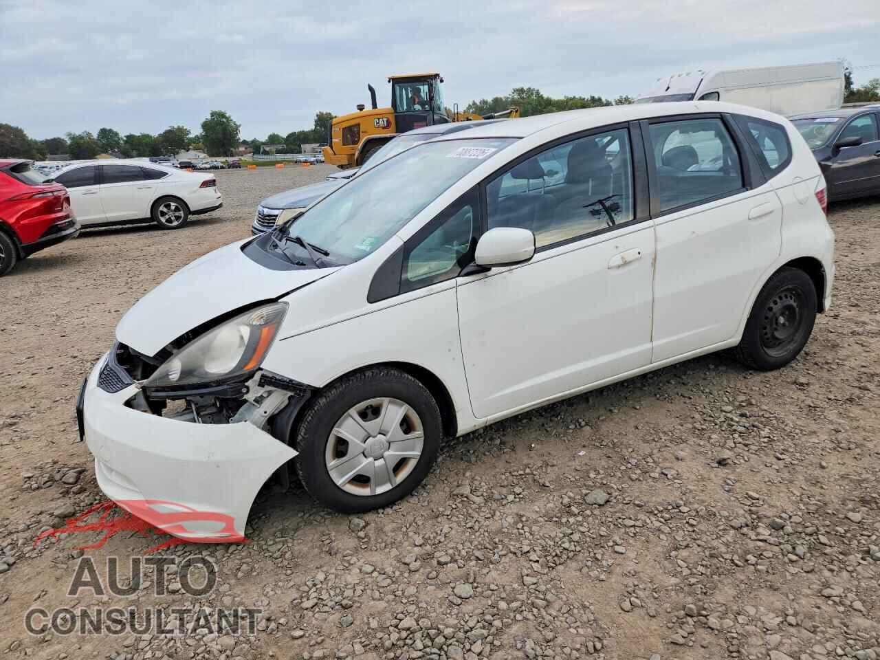 HONDA FIT 2013 - JHMGE8H31DC063575