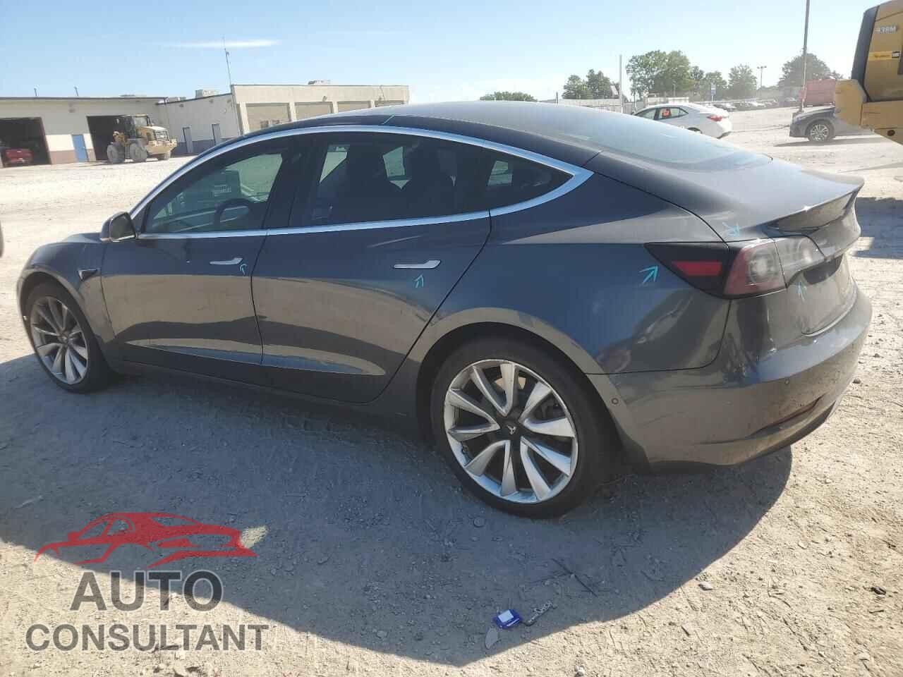 TESLA MODEL 3 2018 - 5YJ3E1EA0JF049336