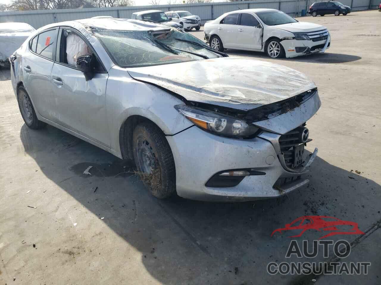 MAZDA 3 2018 - 3MZBN1U71JM243271