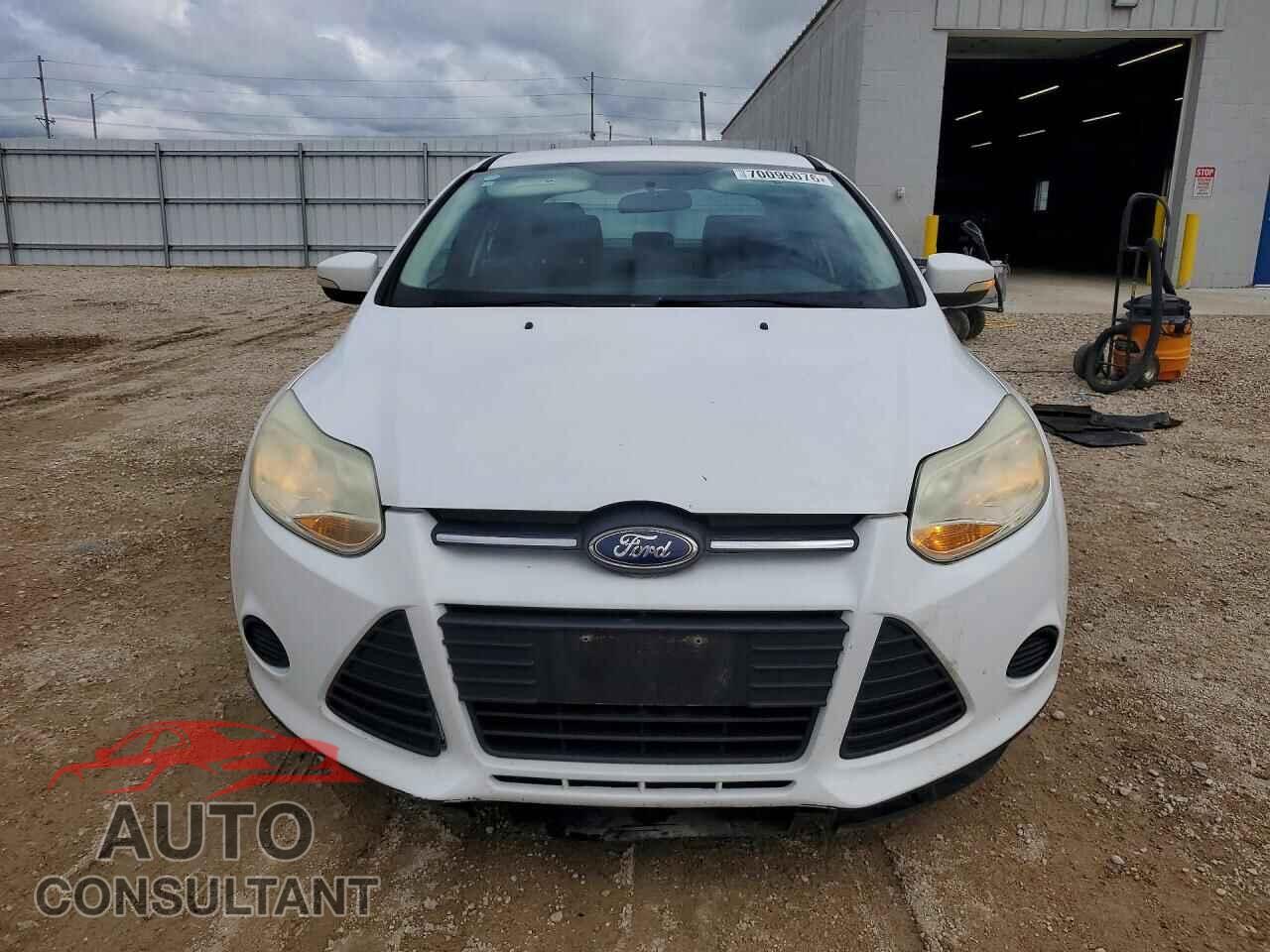 FORD FOCUS 2014 - 1FADP3F22EL124533