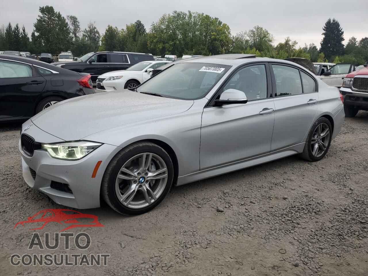BMW 3 SERIES 2016 - WBA8E9G52GNU28298