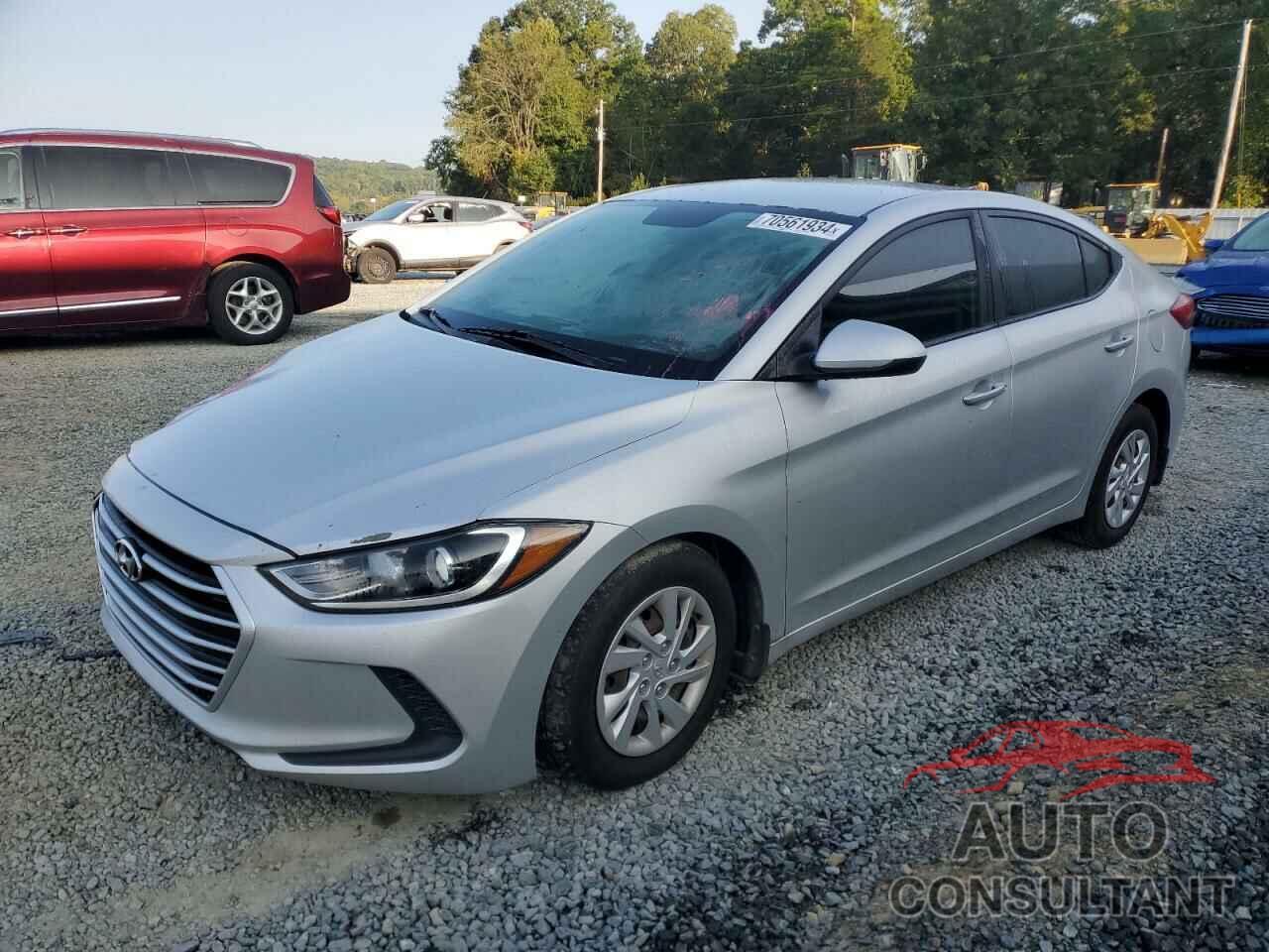 HYUNDAI ELANTRA 2018 - 5NPD74LF6JH335000