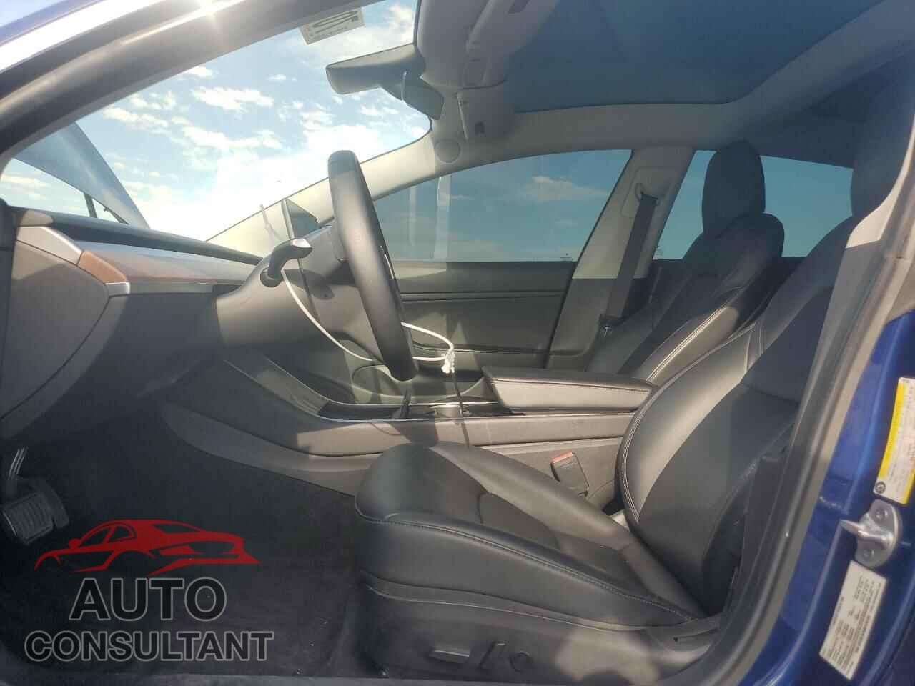 TESLA MODEL 3 2019 - 5YJ3E1EA5KF476156