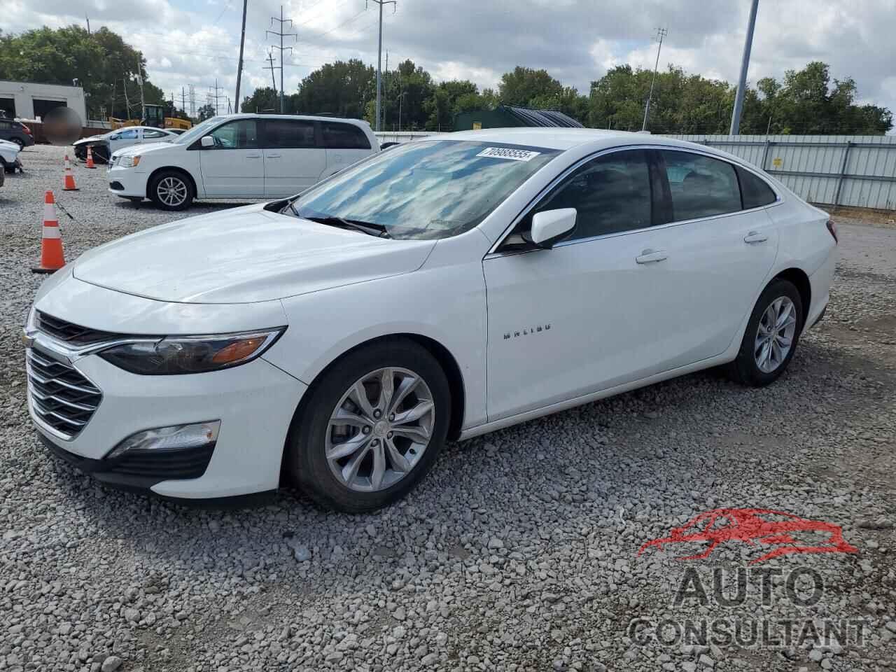 CHEVROLET MALIBU 2021 - 1G1ZD5ST3MF049334