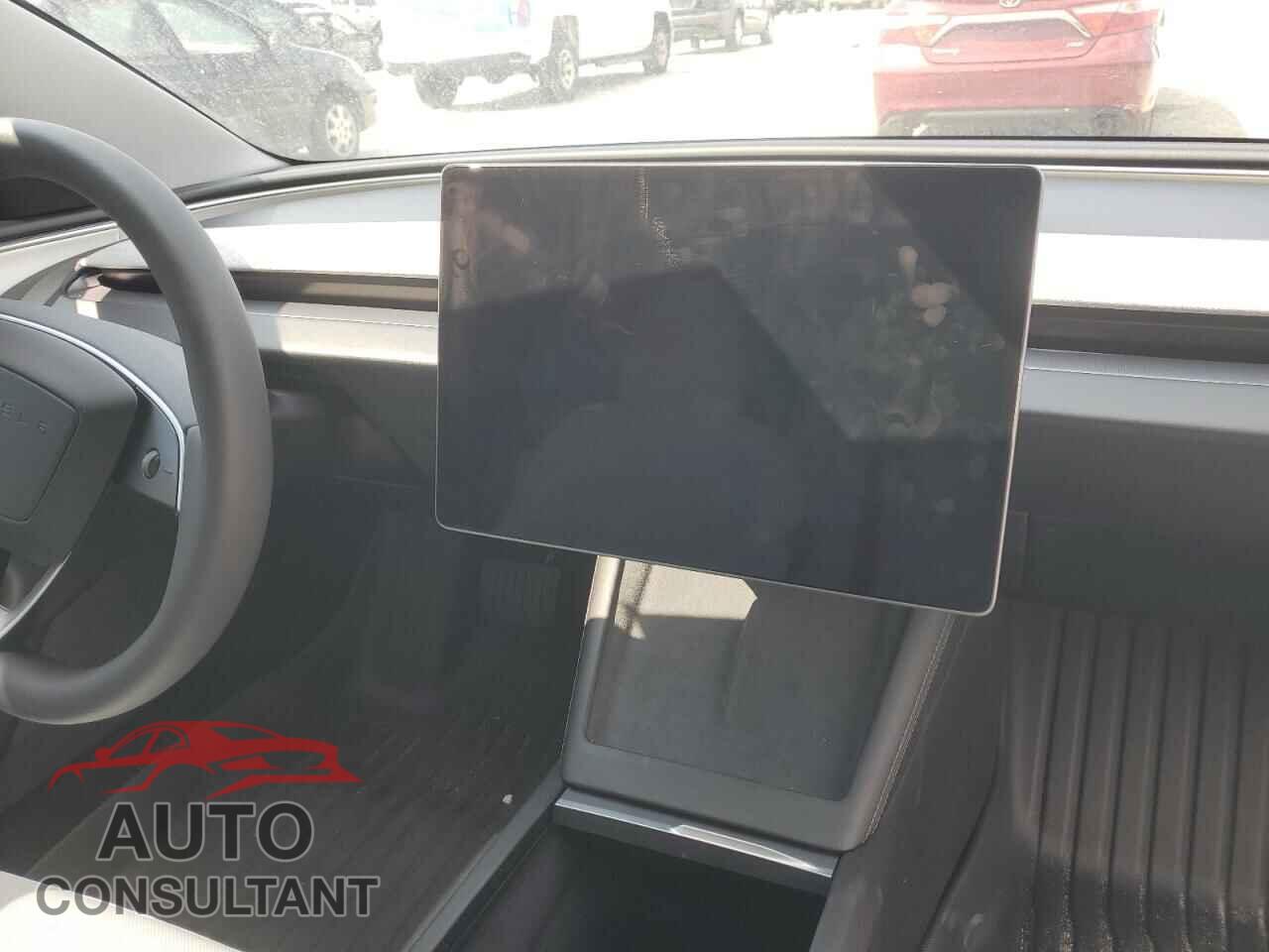 TESLA MODEL 3 2024 - 5YJ3E1EA9RF796252