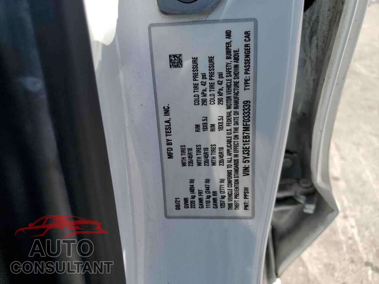 TESLA MODEL 3 2021 - 5YJ3E1EB7MF033339