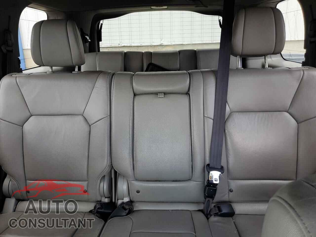 HONDA PILOT 2013 - 5FNYF4H71DB044008