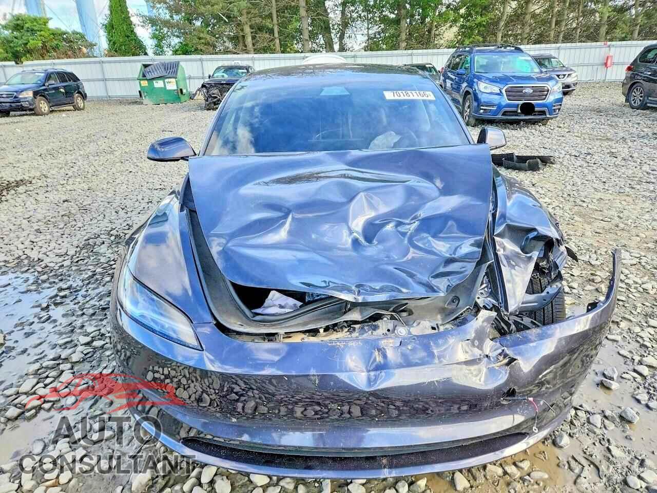 TESLA MODEL 3 2024 - 5YJ3E1EA7RF745218