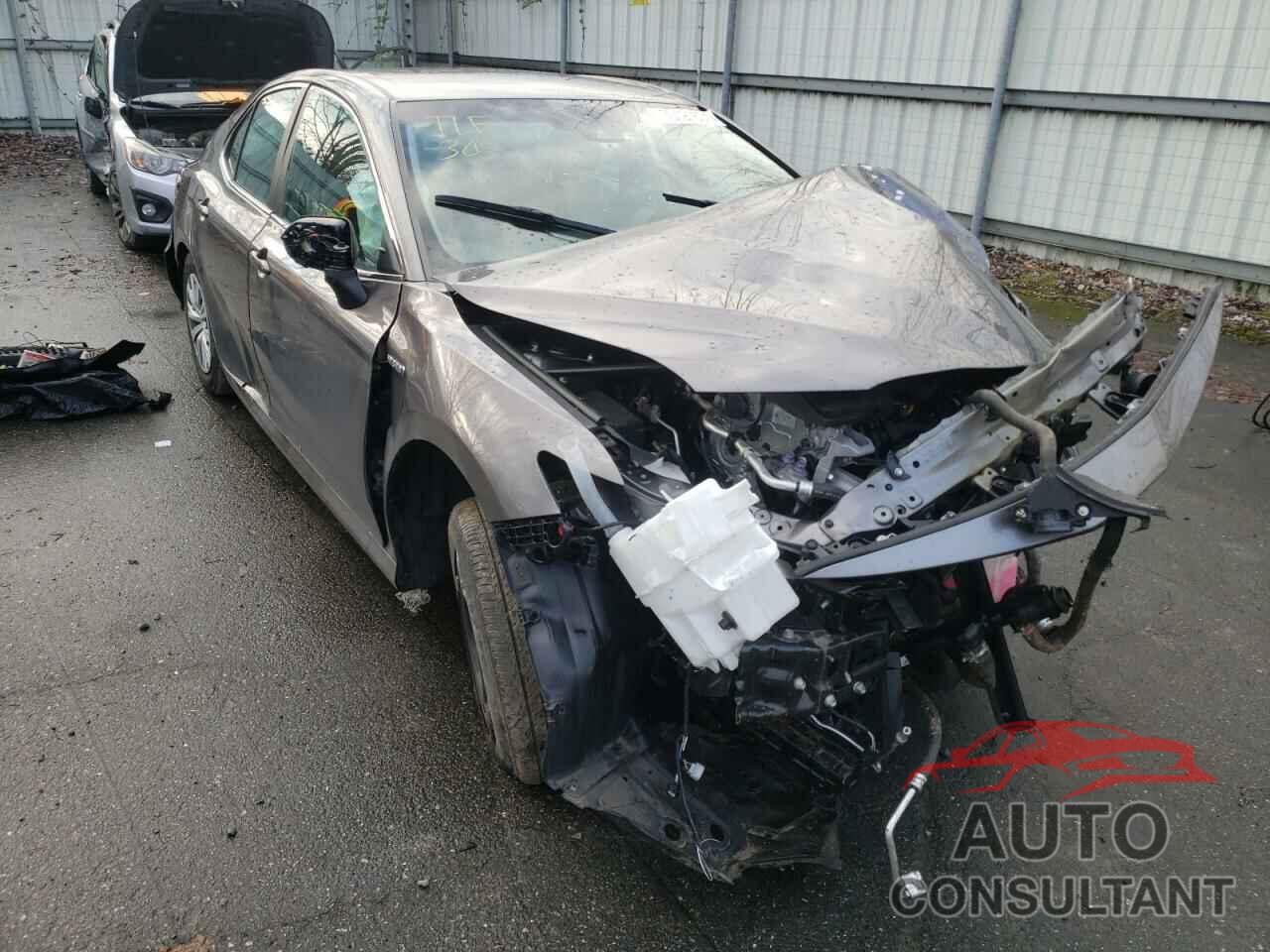 TOYOTA CAMRY 2018 - 4T1B31HK7JU502389