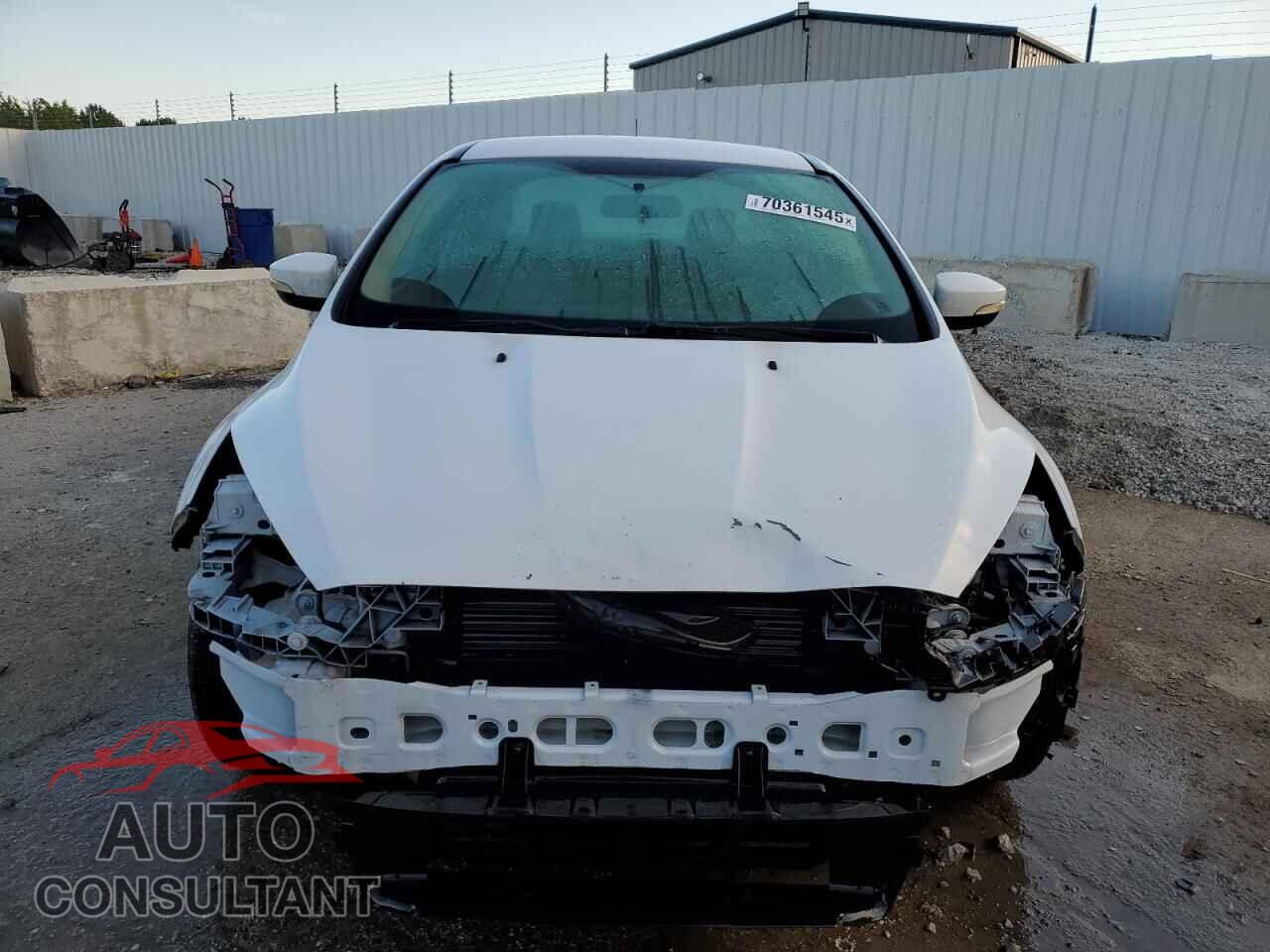 FORD FOCUS 2016 - 1FADP3F27GL386549