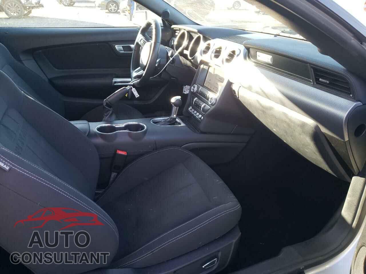 FORD MUSTANG 2019 - 1FA6P8TH7K5135364