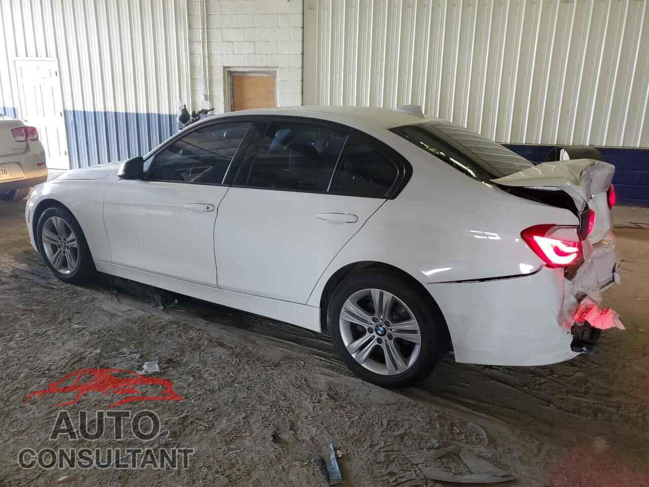 BMW 3 SERIES 2016 - WBA8E3G51GNU05933