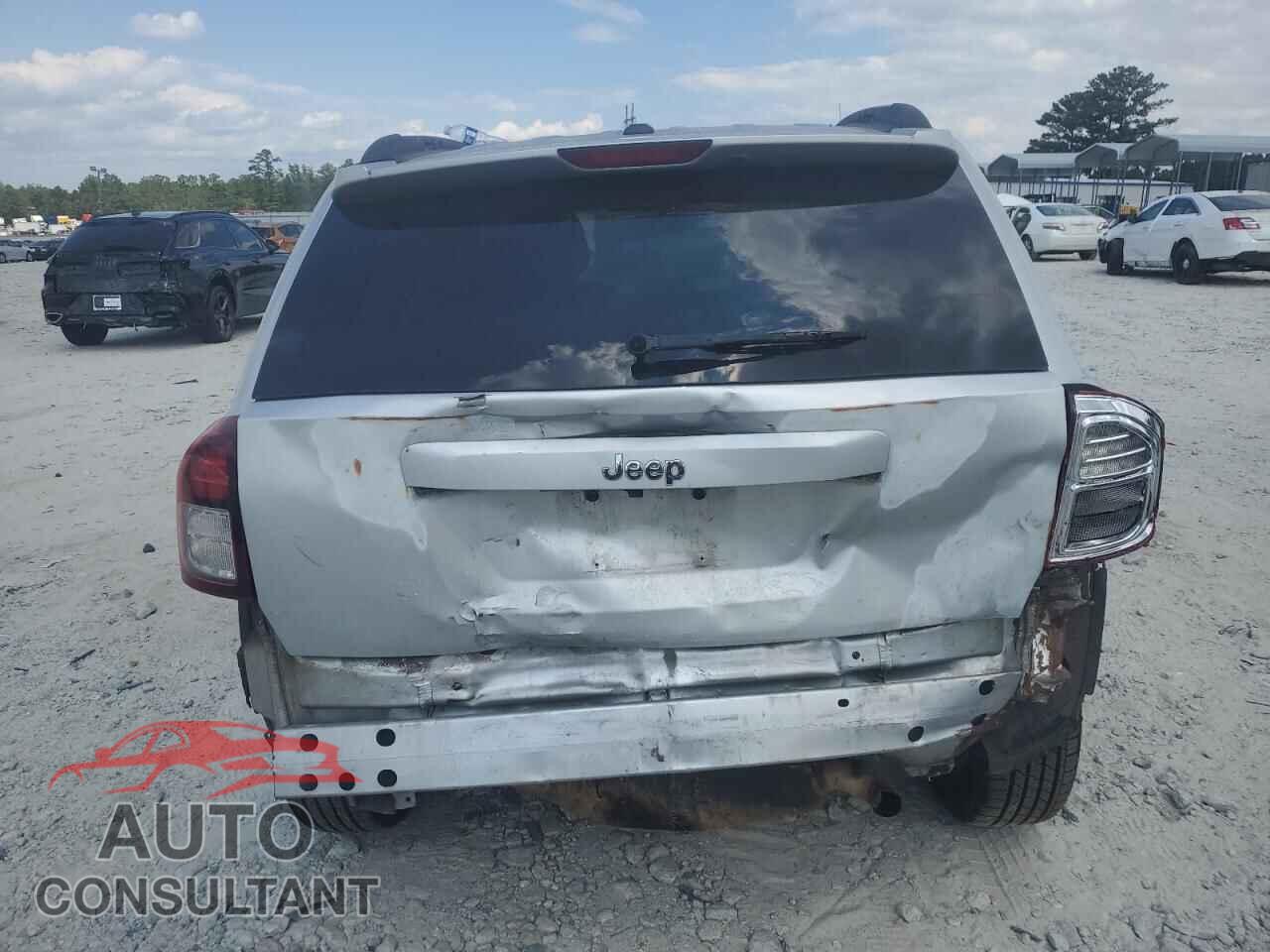 JEEP COMPASS 2011 - 1J4NT1FB5BD138408