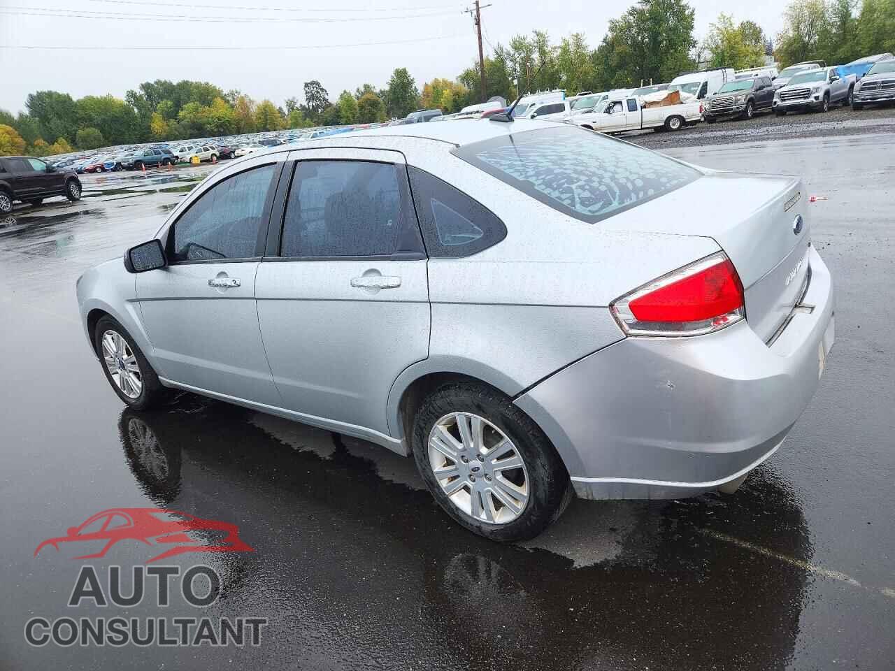 FORD FOCUS 2011 - 1FAHP3HN2BW151072