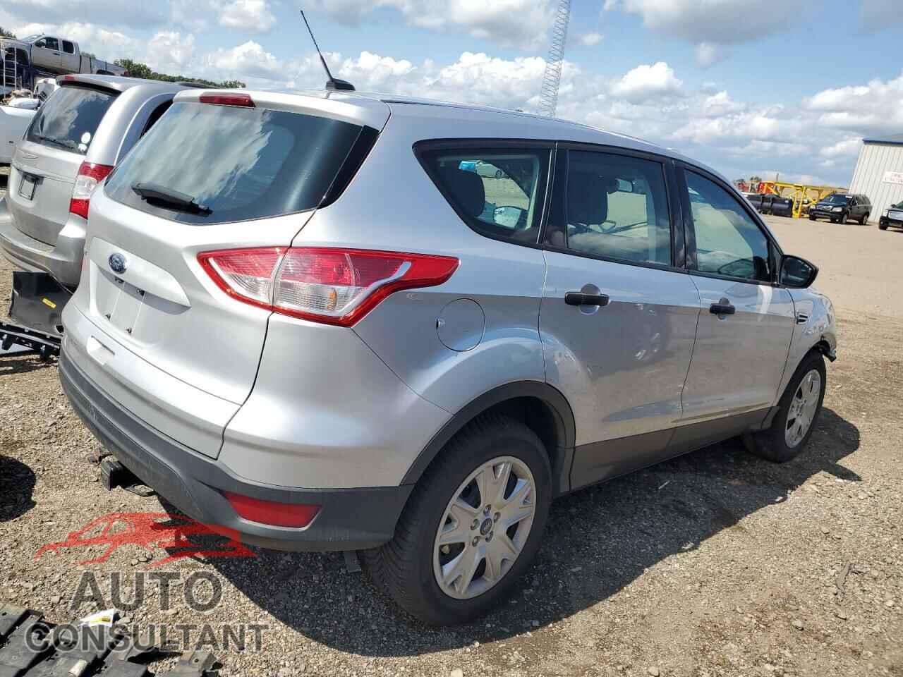 FORD ESCAPE 2015 - 1FMCU0F70FUB61824