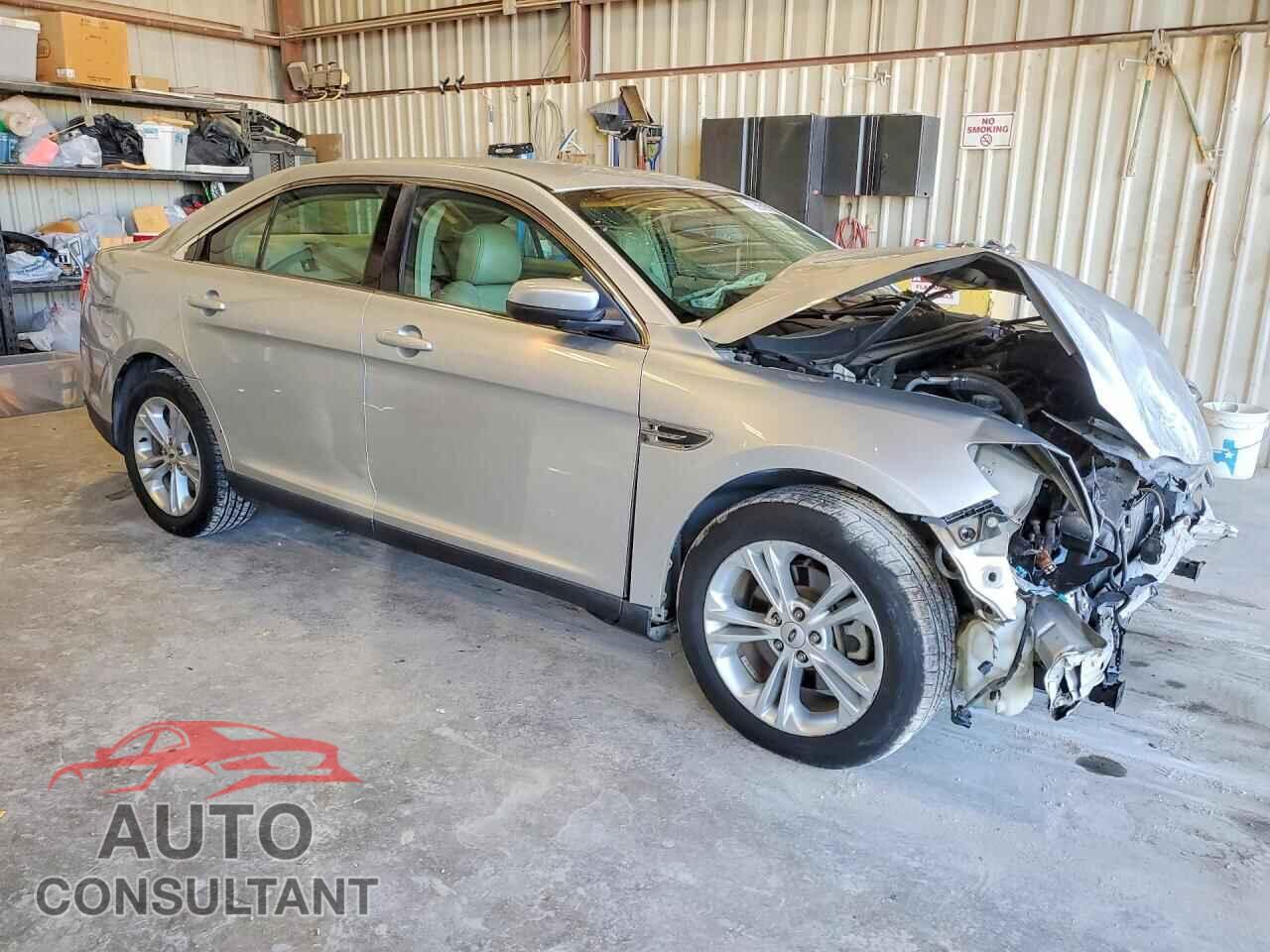 FORD TAURUS 2013 - 1FAHP2E83DG172082