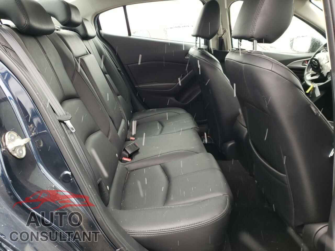 MAZDA 3 2017 - 3MZBN1V74HM136398