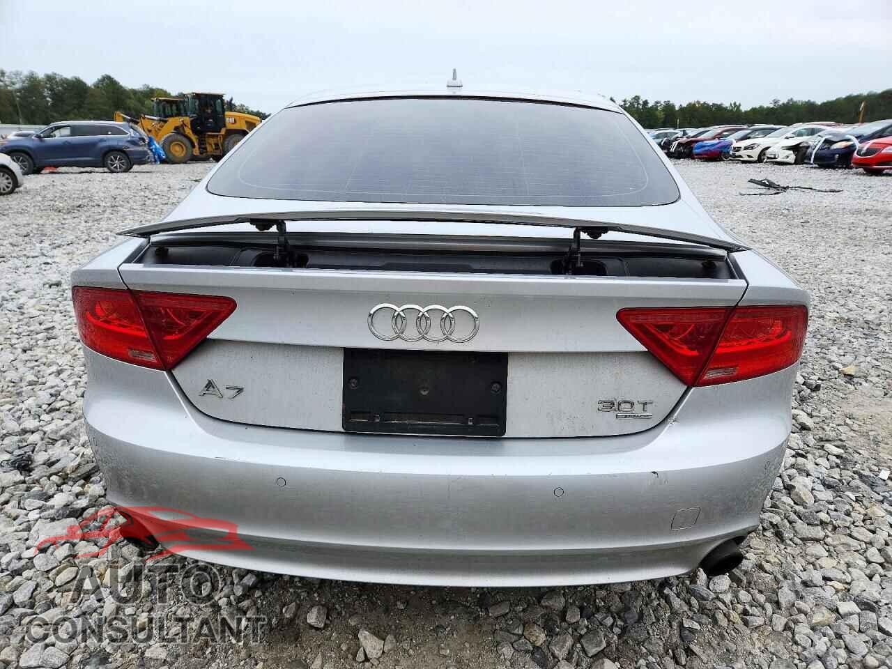 AUDI A7 2013 - WAUYGAFC2DN155855